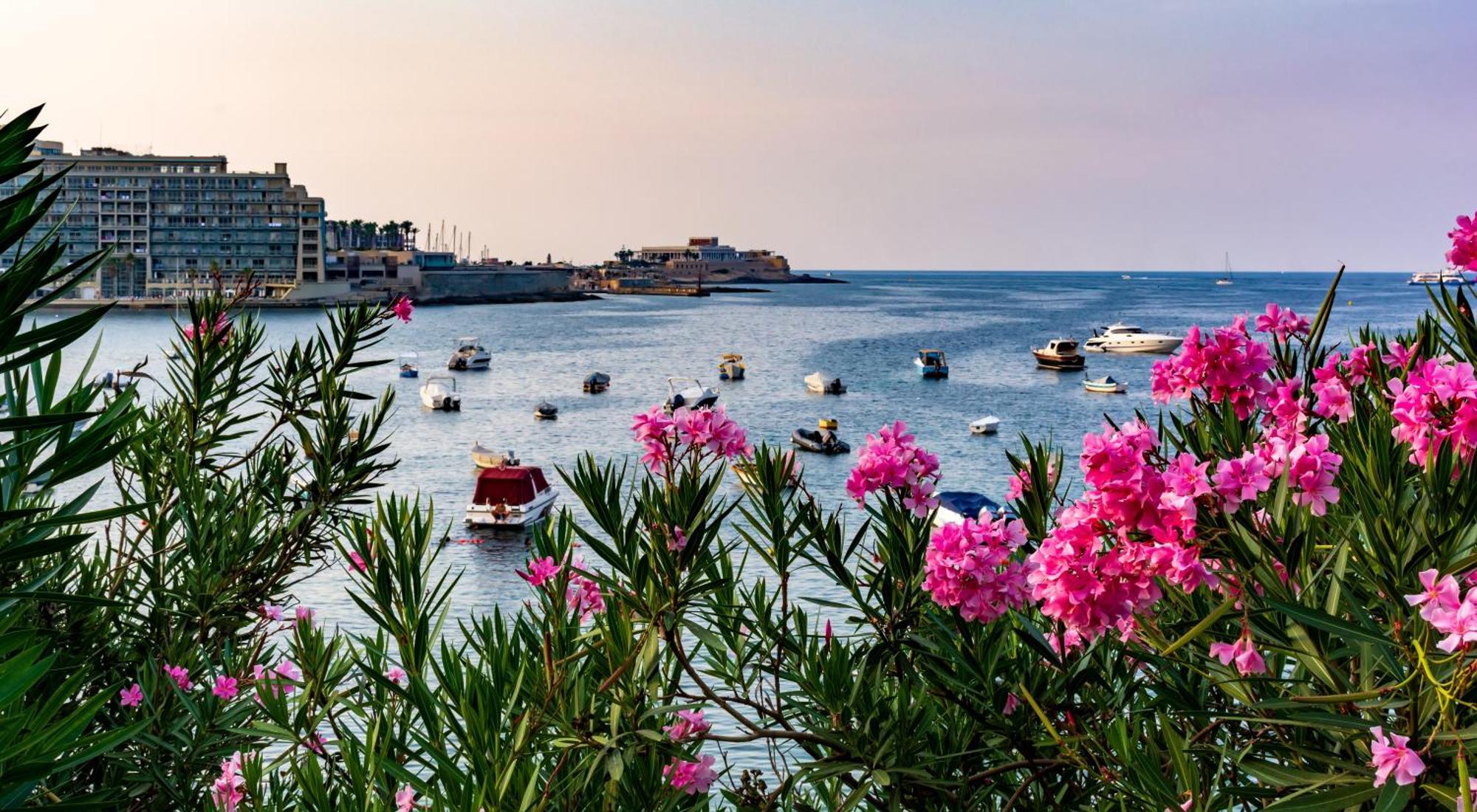 La88 Bayview Penthouse With Jacuzzi Apartment Sliema Luaran gambar